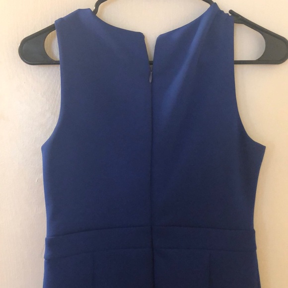 Stunning blue GUESS dress - Picture 3 of 5